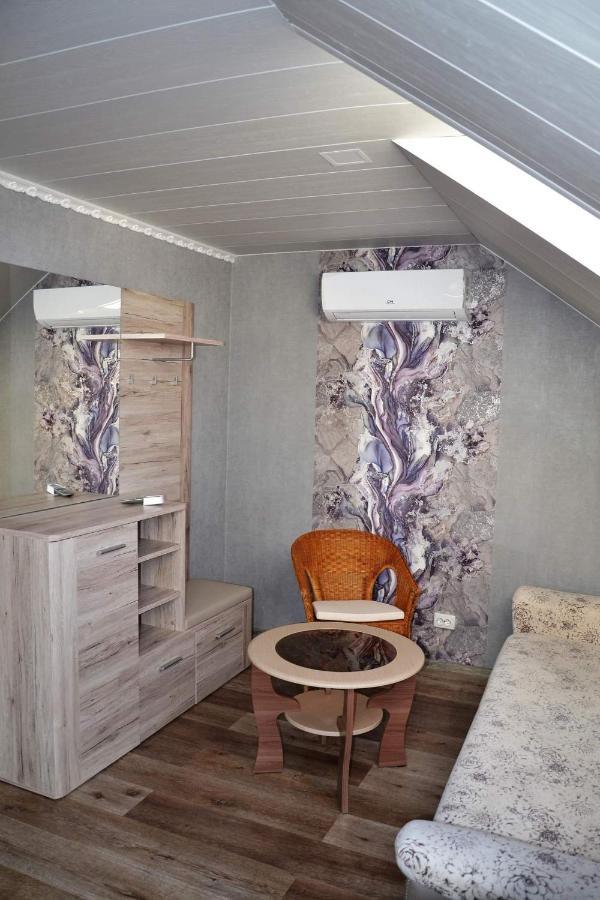 Vetevana Kodumajutus Ferienhaus Kuressaare
