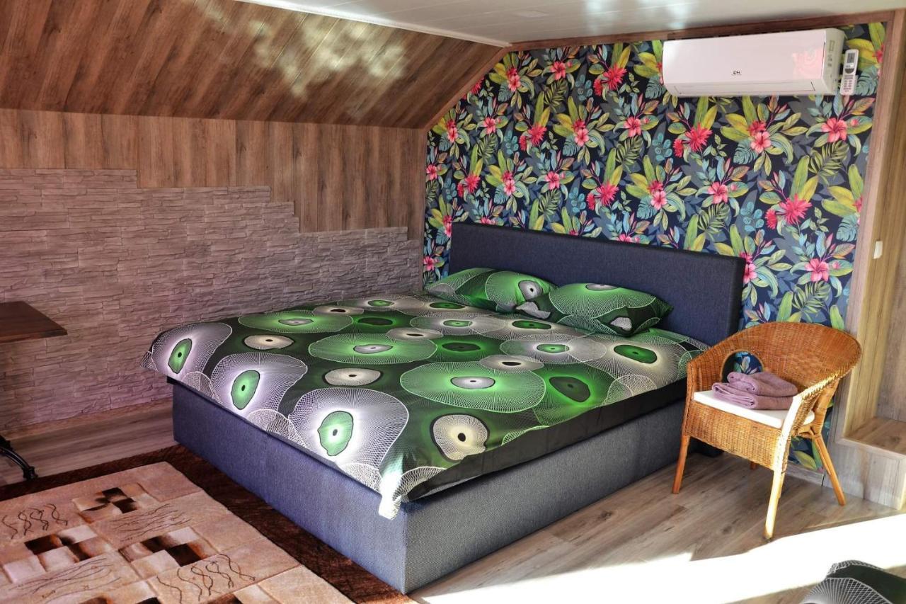 Vetevana Kodumajutus Ferienhaus Kuressaare