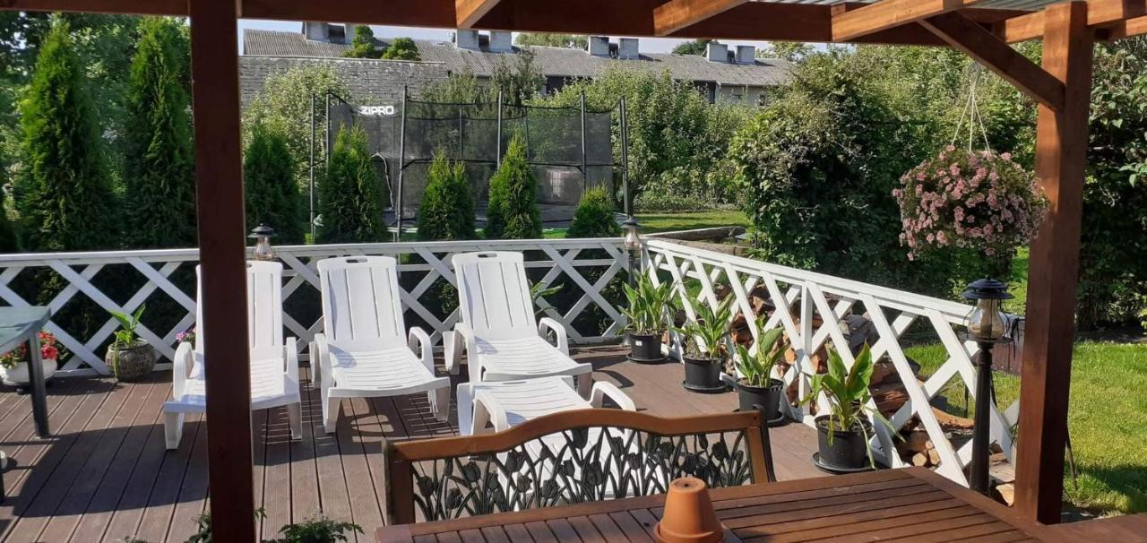 Vetevana Kodumajutus Ferienhaus Kuressaare